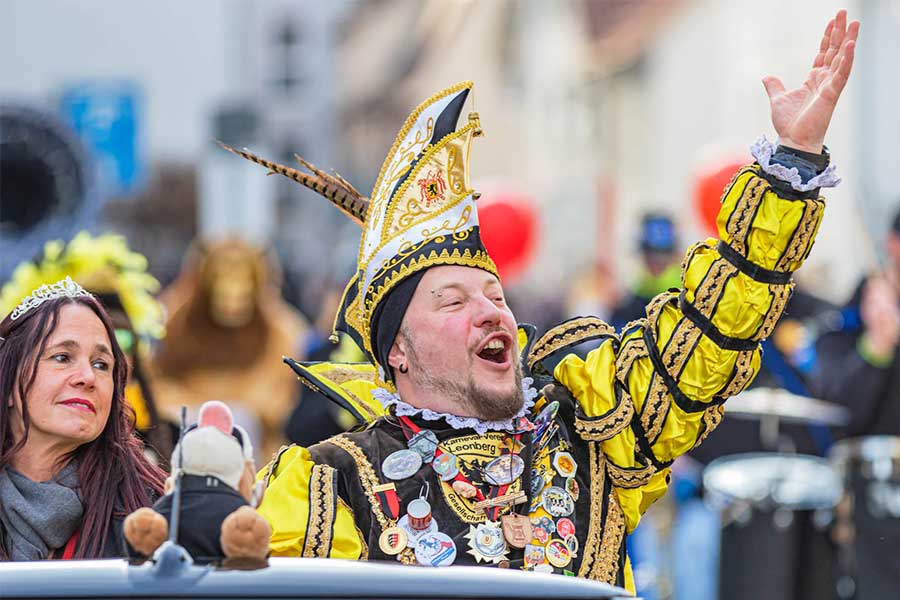 Prinzenpaar Karnevalverein Leonberg auf dem Gerlinger Faschingsumzug 2023