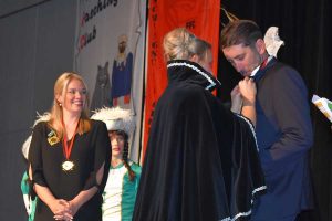 Prinzenpaar Amtsübergabe auf der Bühne