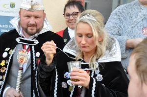 Unser Prinzenpaar bei der Maskentaufe 2025